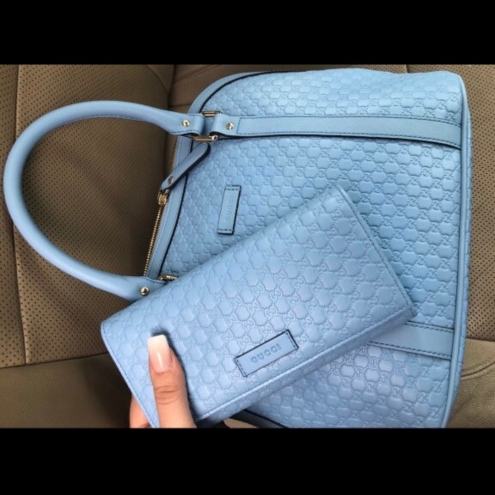 Gucci purse and wallet